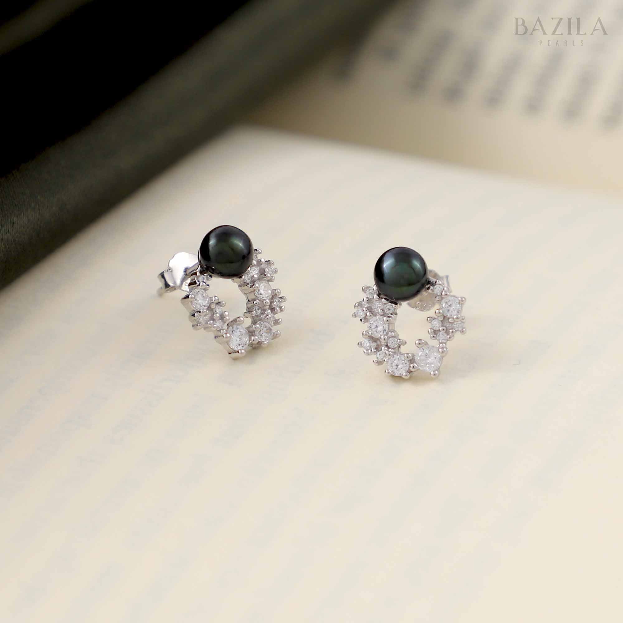 Pure Bliss Button Pearl Earrings - 5mm - White Black