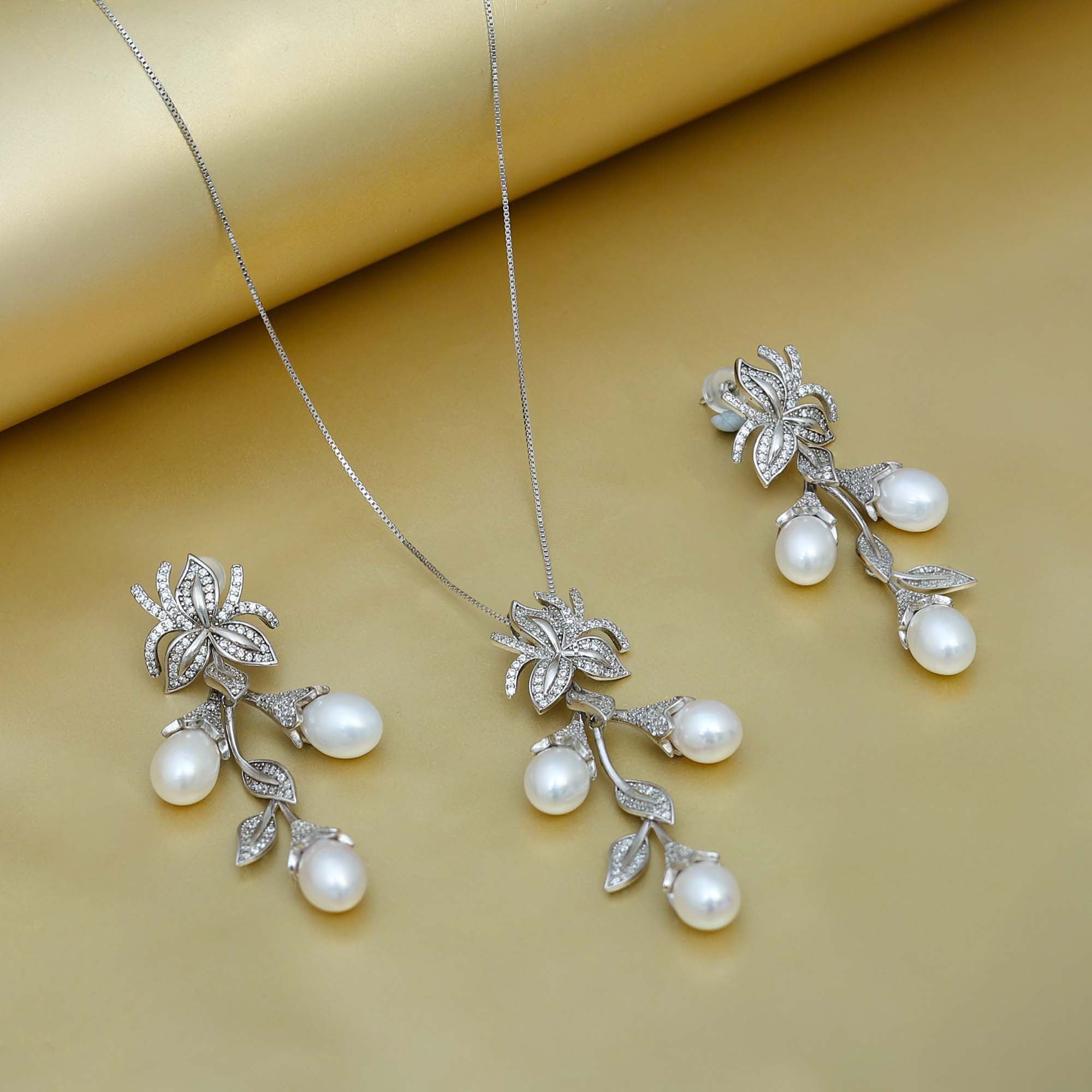 Nature’s Elegance: Freshwater Pearl & Zircon Floral Jewelry Set