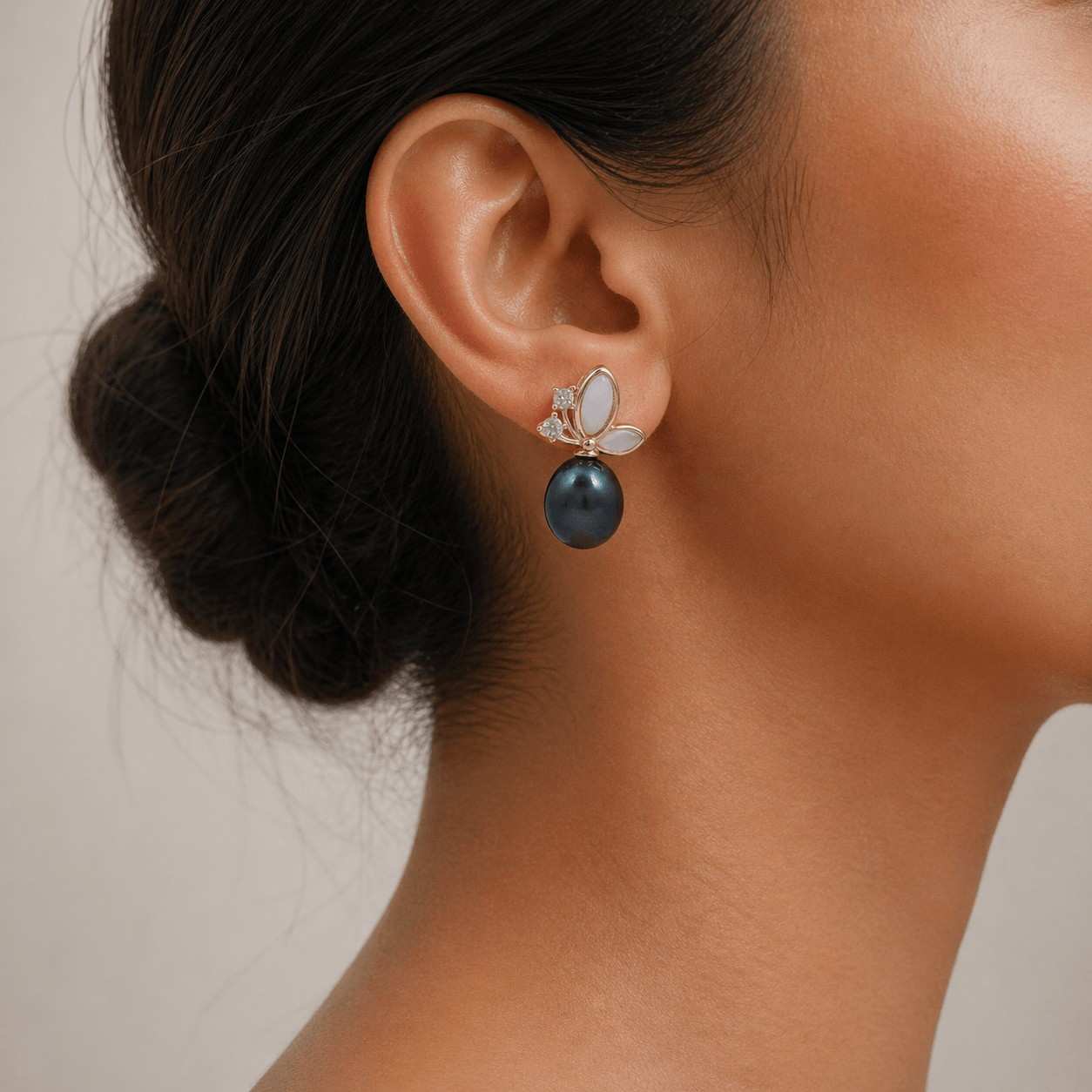Black Fresh Pearl Drop Earrings – Gold Floral Design
