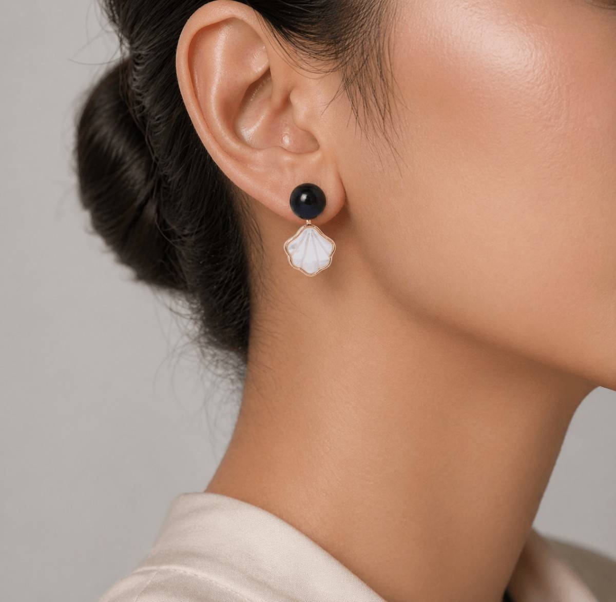 Black Fresh Pearl Shell Drop Earrings – Gold Finish