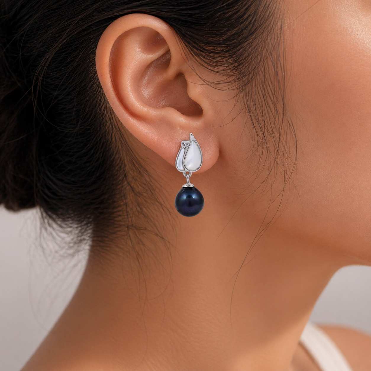 Peacock Blue Fresh Pearl Leaf Drop Earrings – Silver Finish
