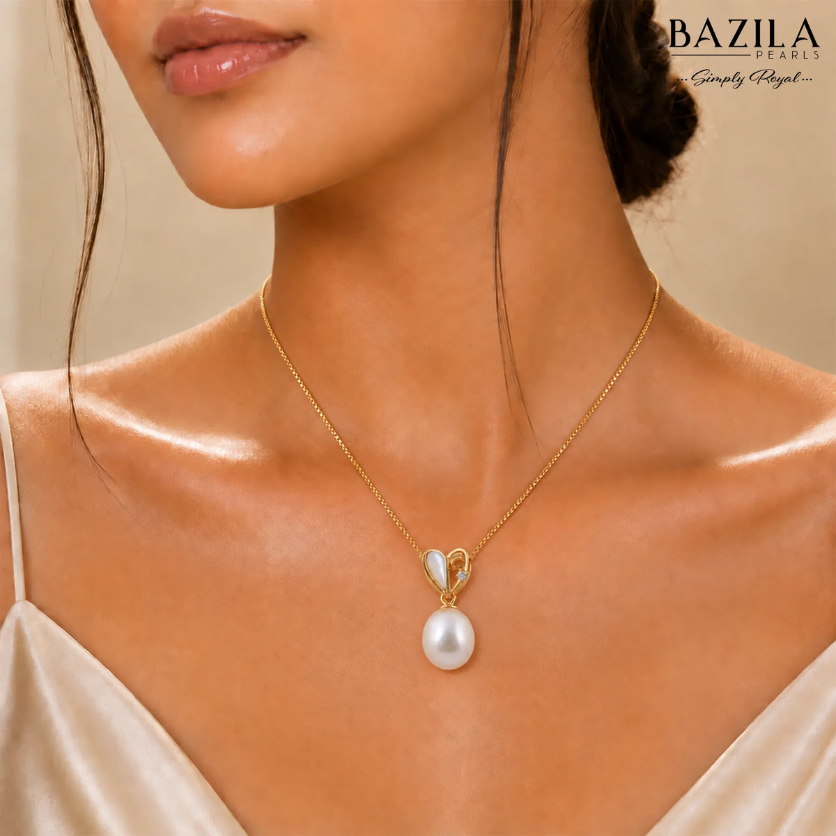 Classic Gold Mother-of-Pearl Drop Pendant