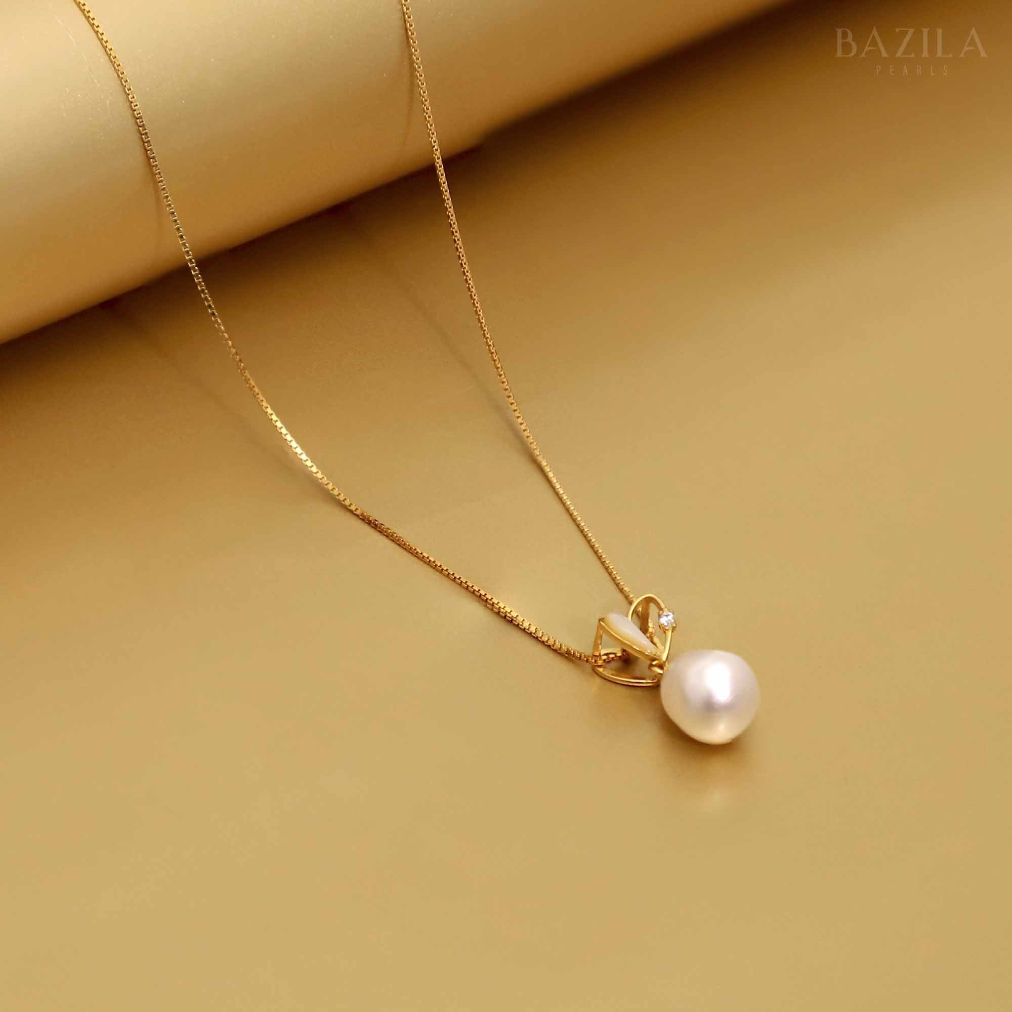 Classic Gold Mother-of-Pearl Drop Pendant