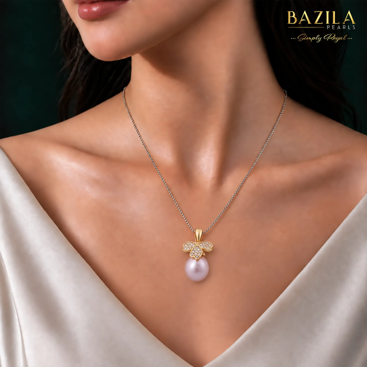 Pink Pearl Clover Pendant Necklace in Gold Finish