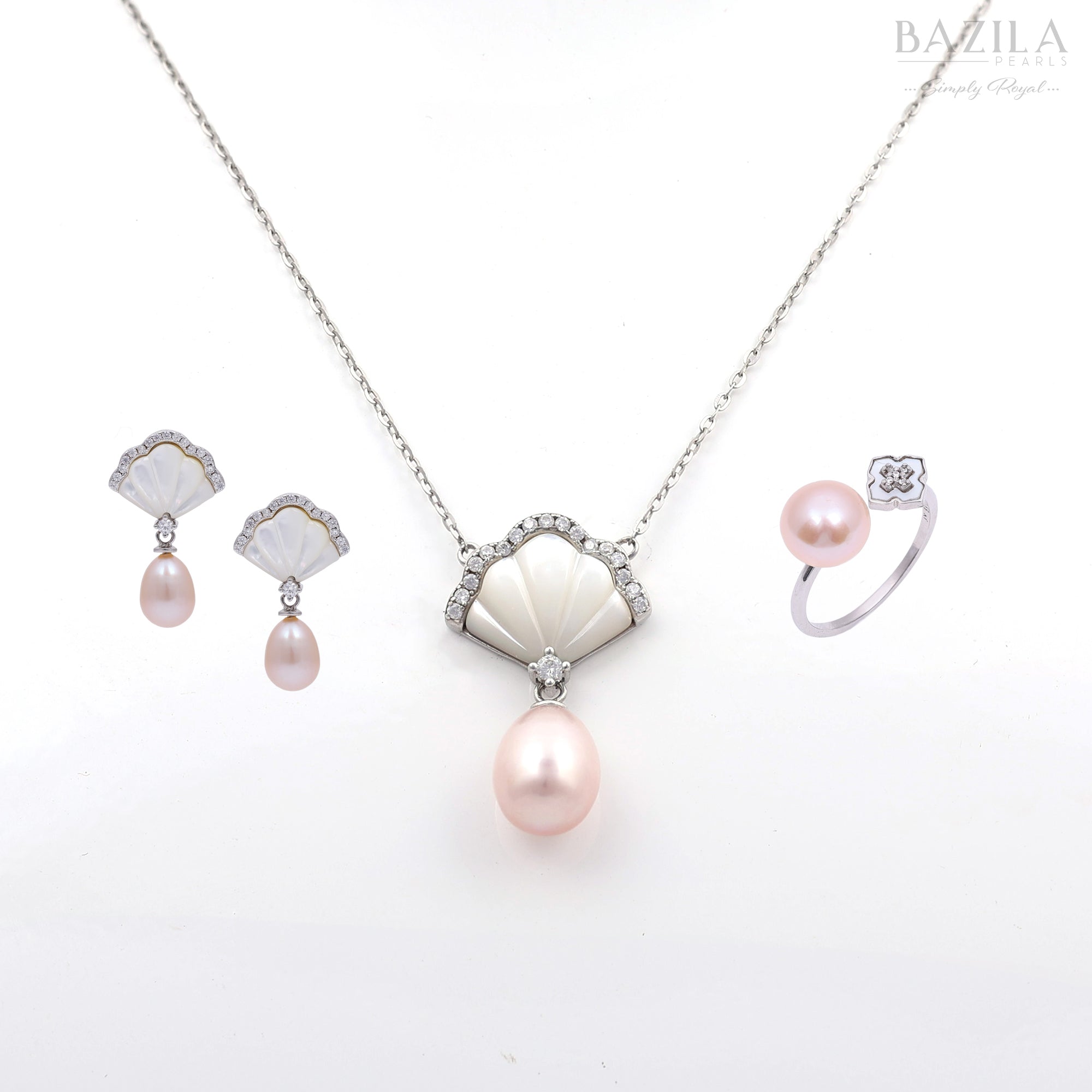 Maritime-Inspired Pearl Set with Mother-of-Pearl Accents