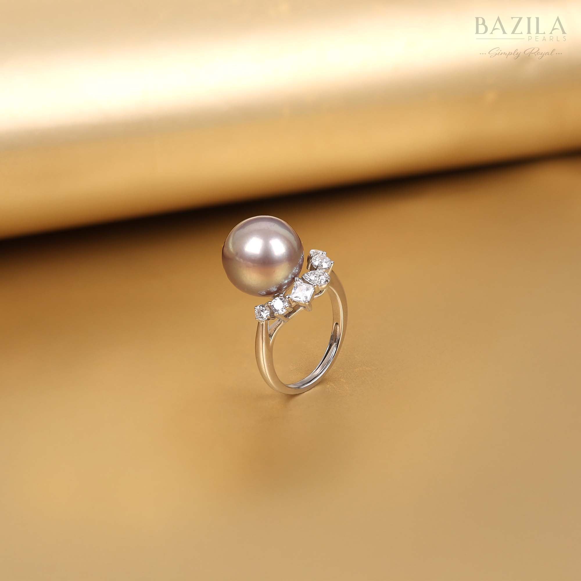 Seawater Cultured Tahitian Pearl Silver Ring with Brilliant-Cut Zircon Accents