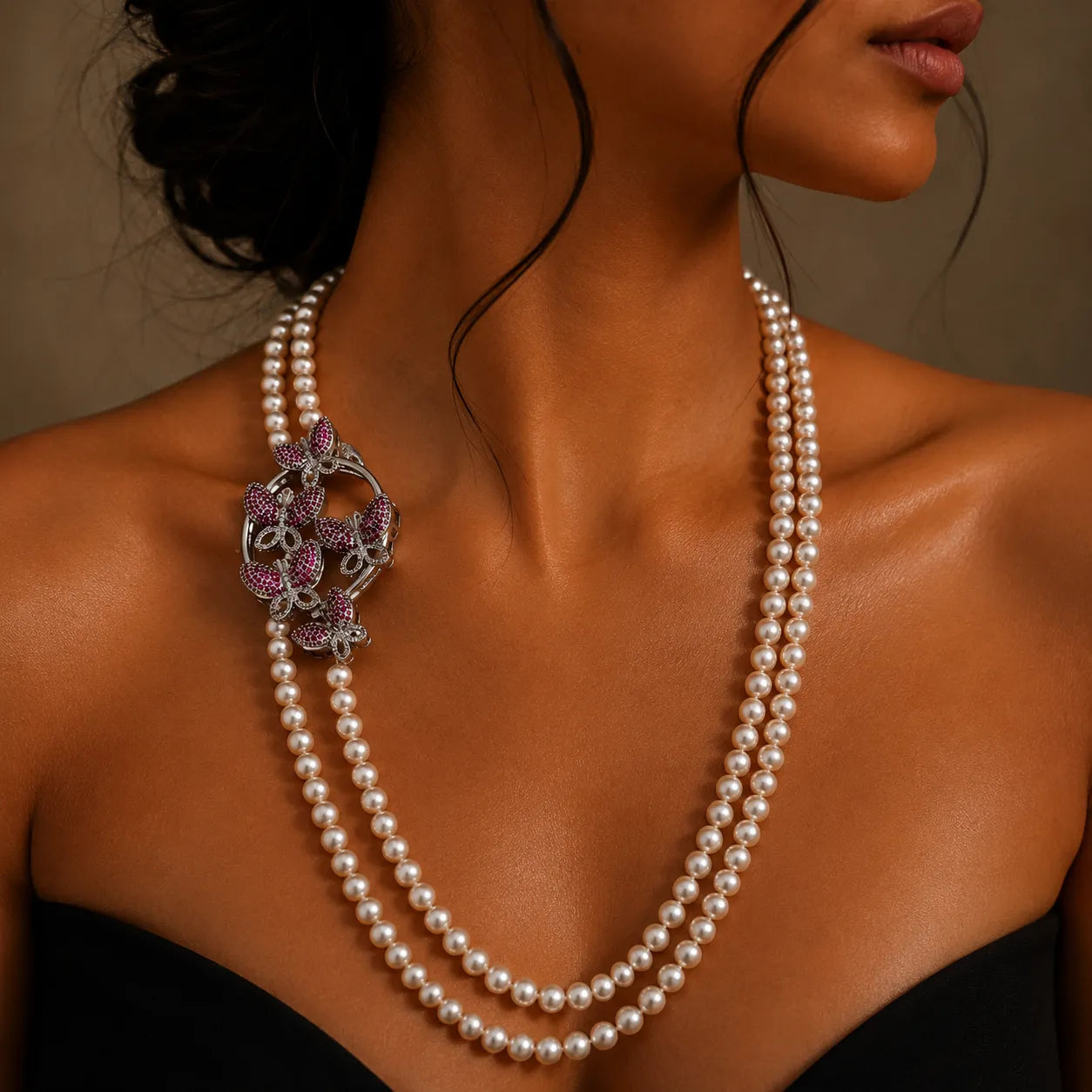 Graceful Pearl Necklace with Butterfly Zircon Motif