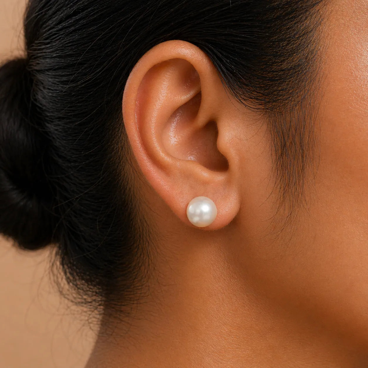Classic Sea Pearl Stud Earrings in Silver