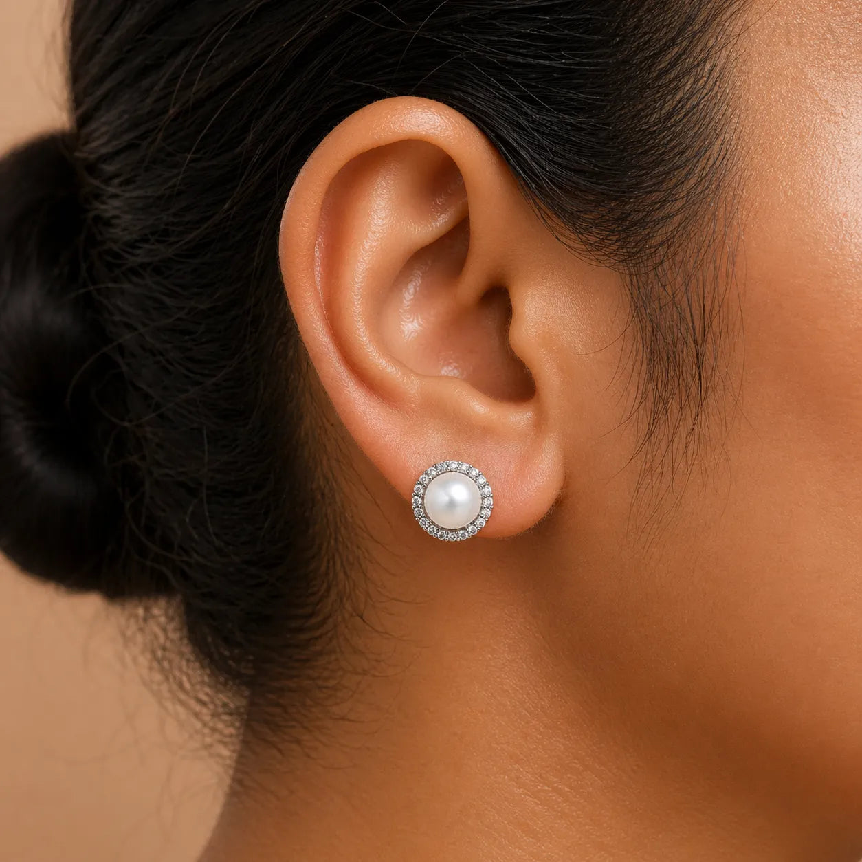 Elegant Sea Pearl and Zircon Earrings – Timeless Style