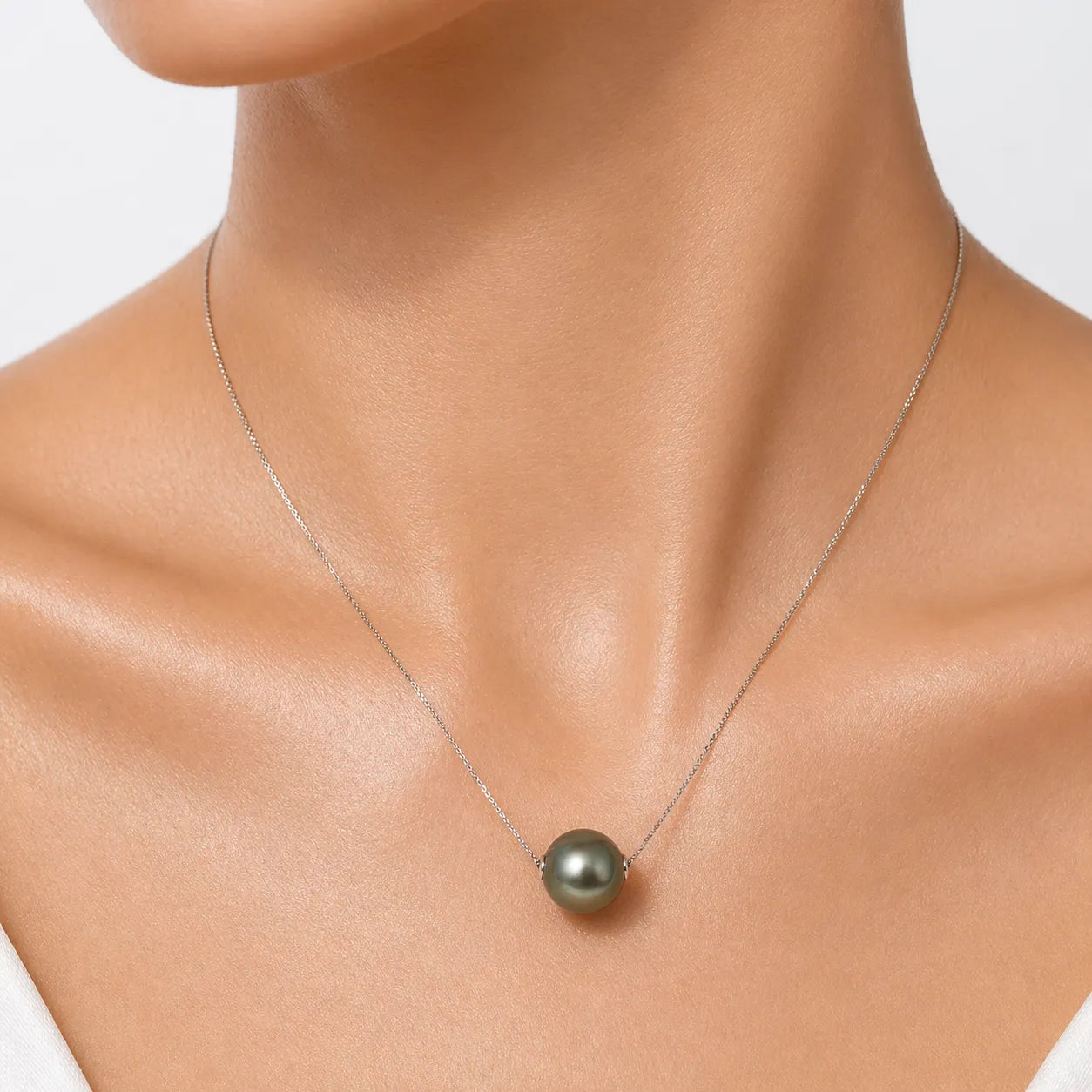 Stardust Charm Tahitian pearl Pendant